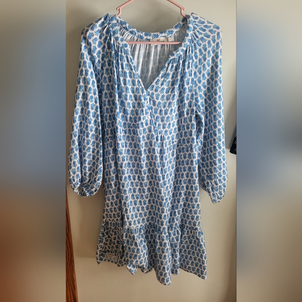 Vineyard Vines Blue and White Long Sleeve Knit Dress Soft And Comy